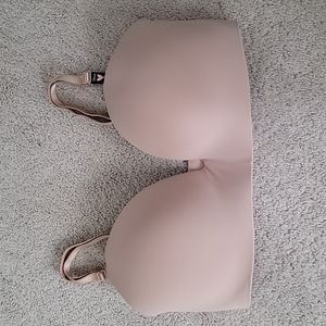 New, Victorias Secret T-Shirt Bra 34dd